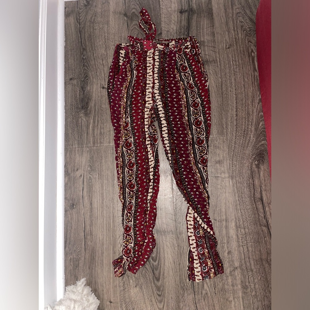 Forever 21 printed patterned loose tie pants